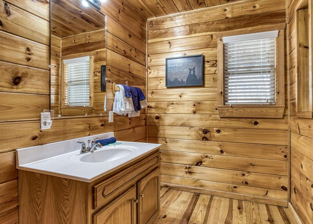 Wilderness Lodge, Hot Tub, Game Room, Pool Access, 1089 Free Tickets Each Paid Day, Dollywood And M 塞维尔维尔 外观 照片